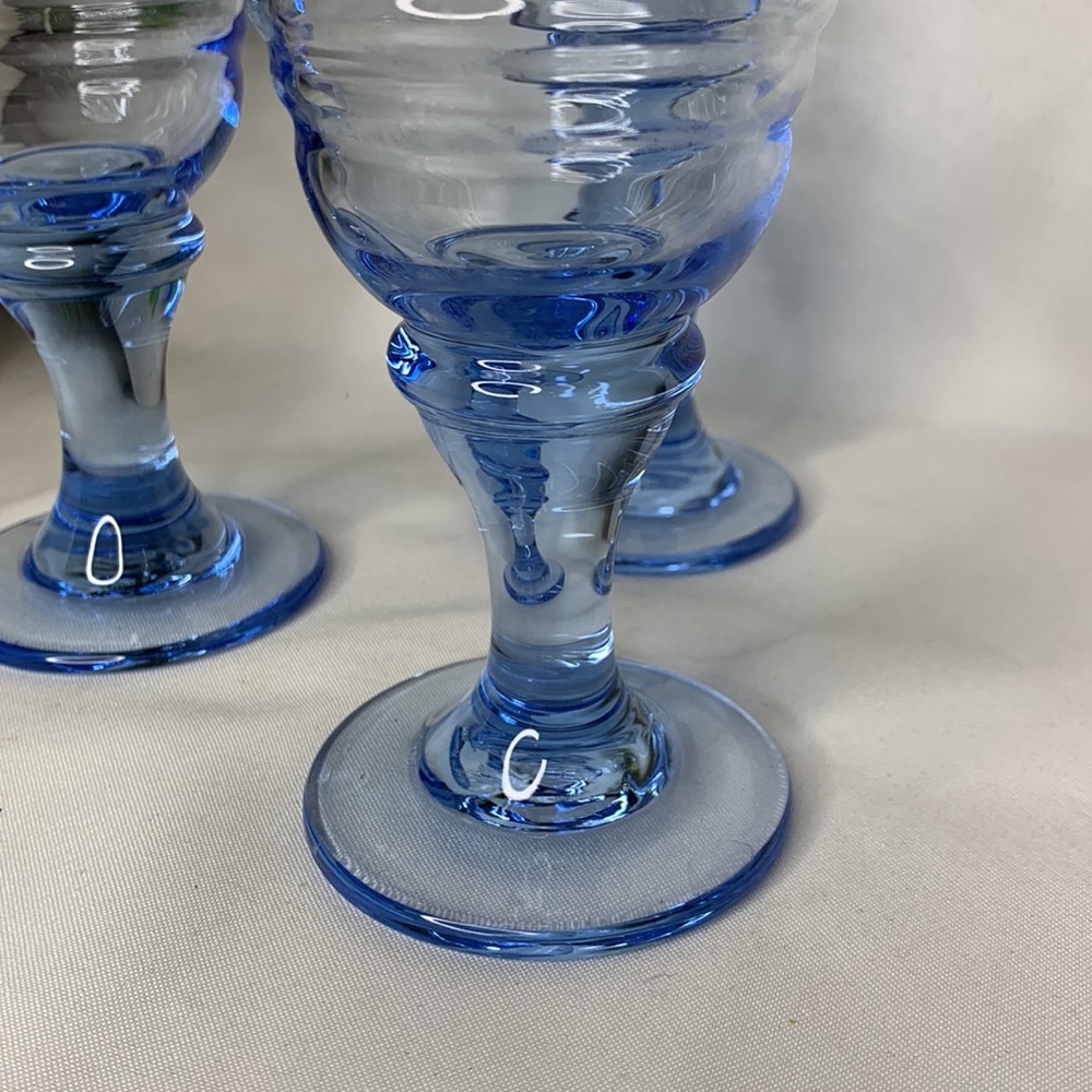 Set of 3 beautiful pale Blue ridged wine / water glasses / goblets - Picture 6 of 9
